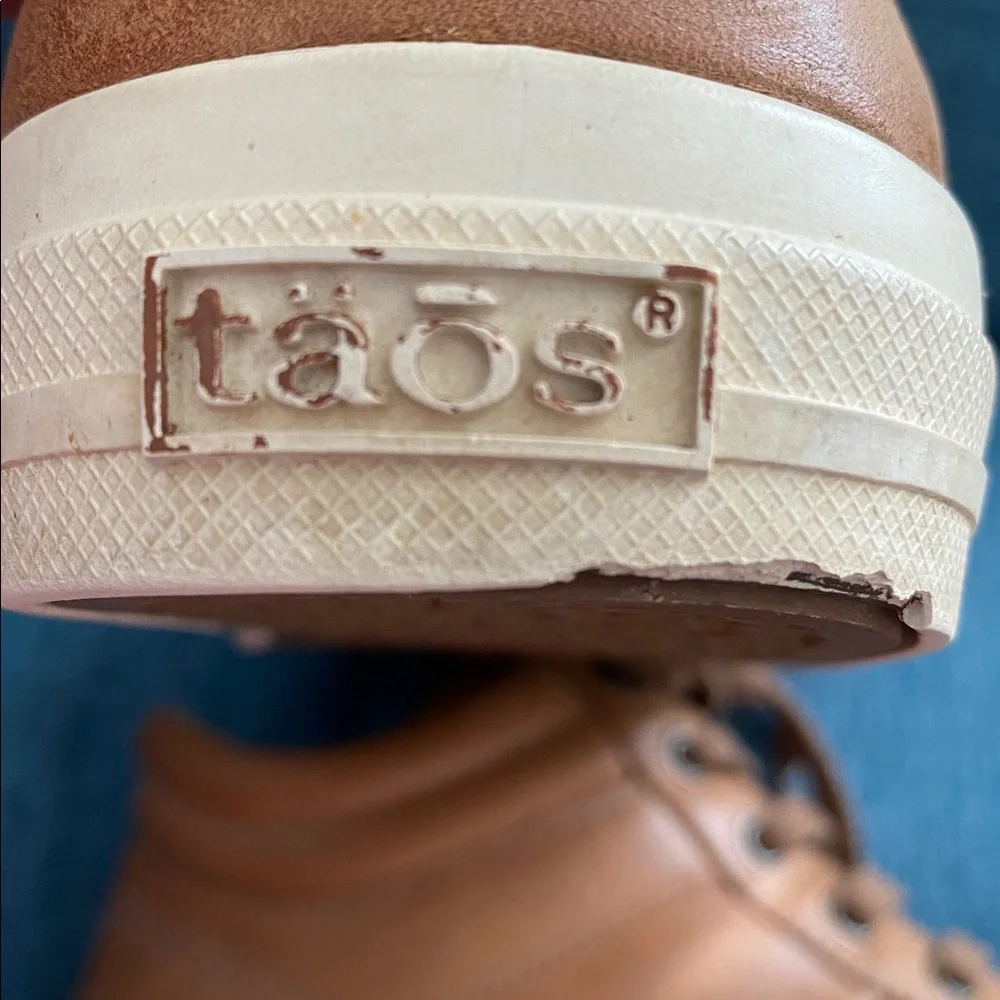 Taos Caramel High-Top Lace up Leather Sneakers - Picture 8 of 8